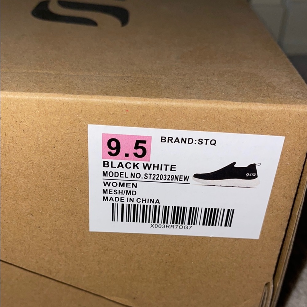 NEW STQ Black Slip-On Sneakers - Picture 6 of 10